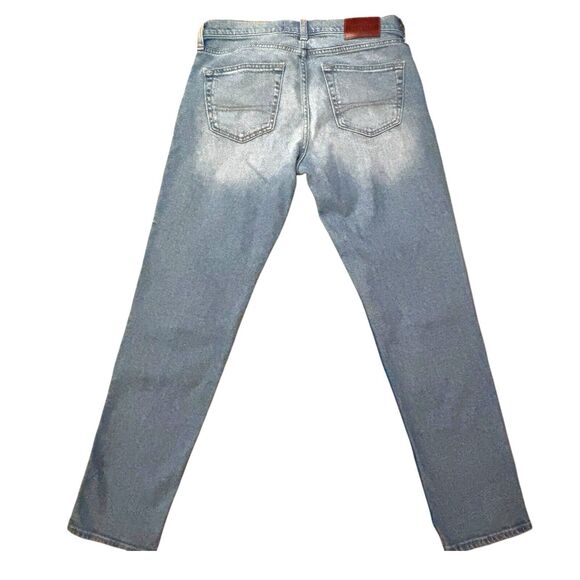Hollister Dad Jeans Epic Flex Distressed Faded Blue Denim Men's Size 29x30 - Picture 2 of 7